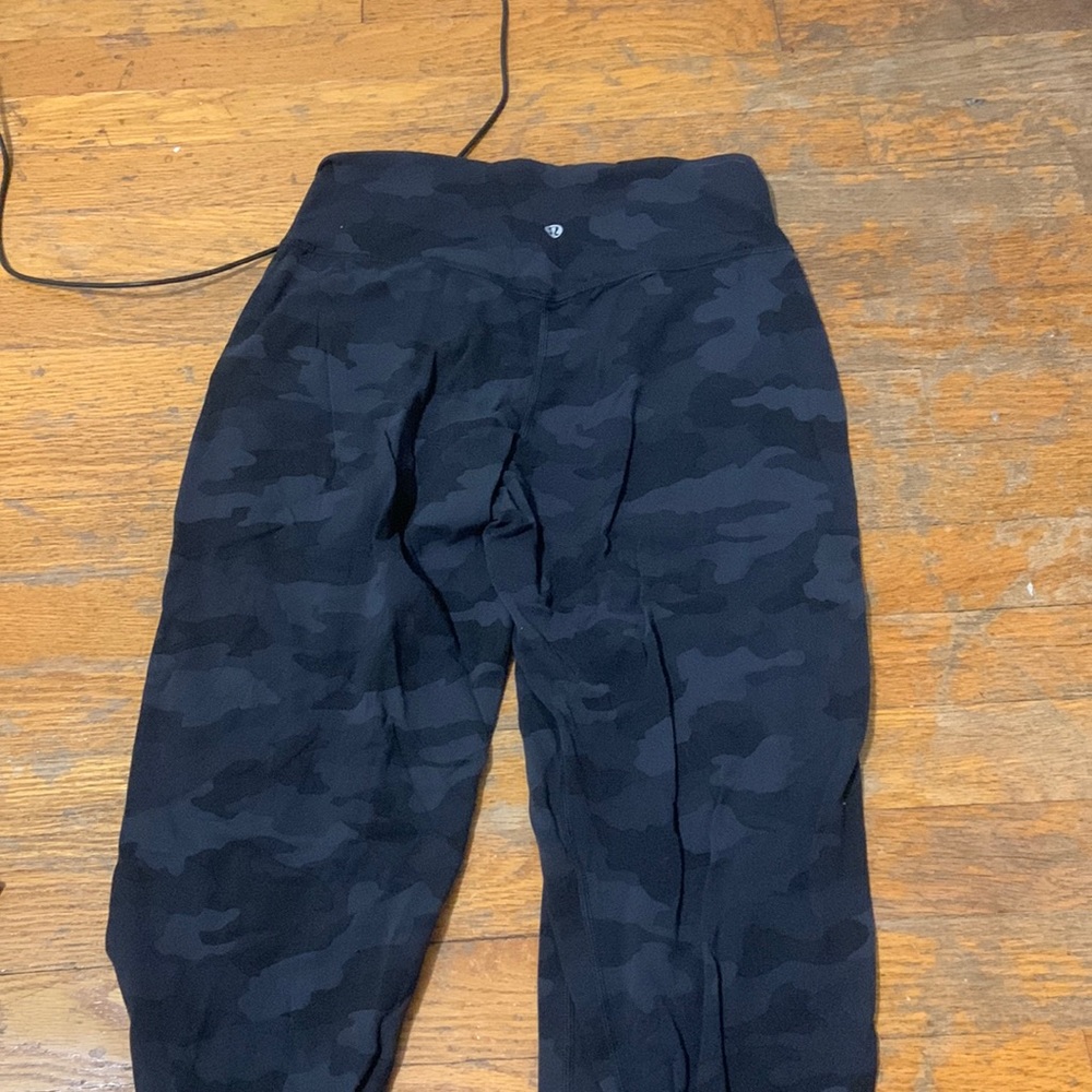 Lululemon joggers